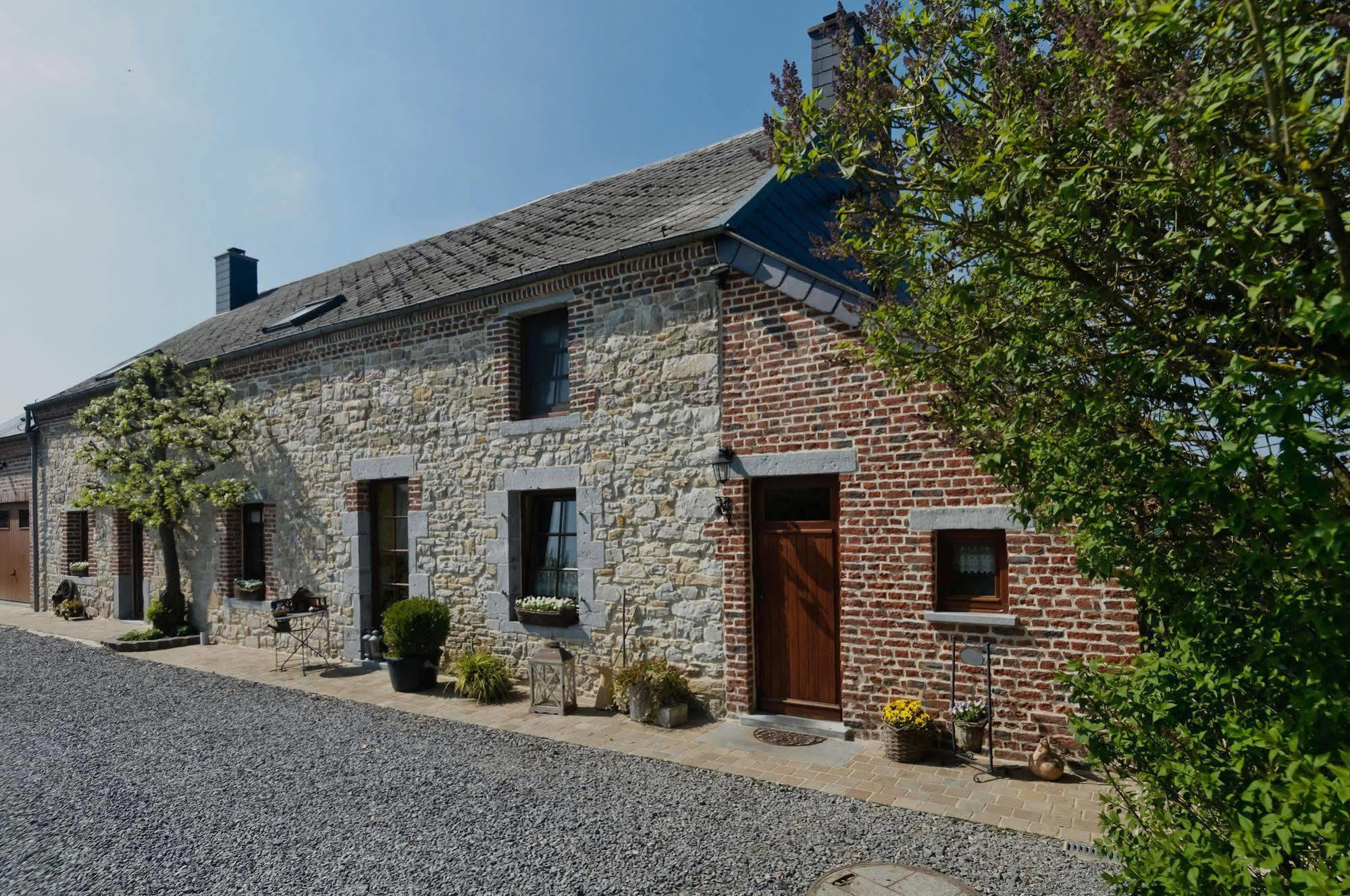 B&B Aux Gaietes De La Sabotiere Seloignes エクステリア 写真
