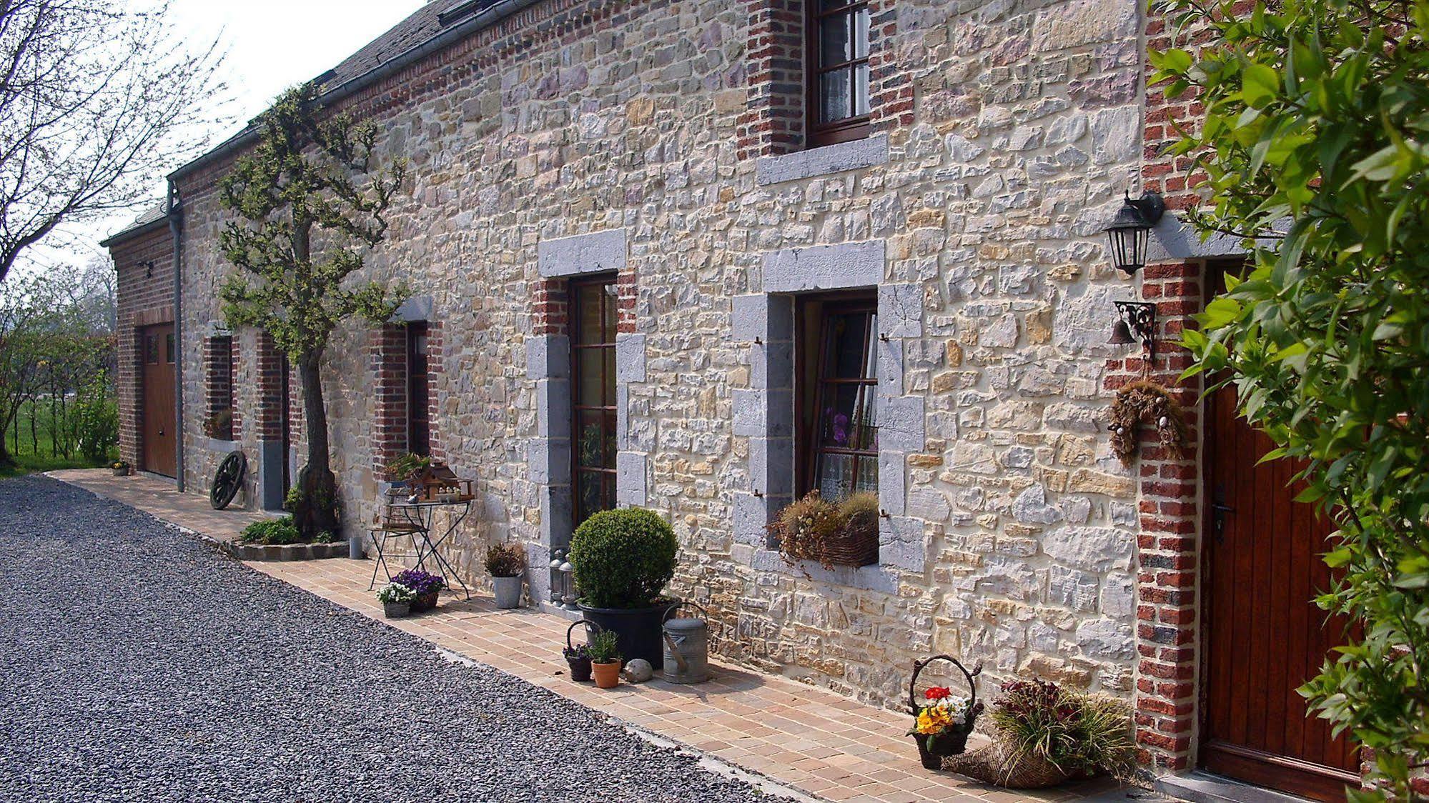 B&B Aux Gaietes De La Sabotiere Seloignes エクステリア 写真